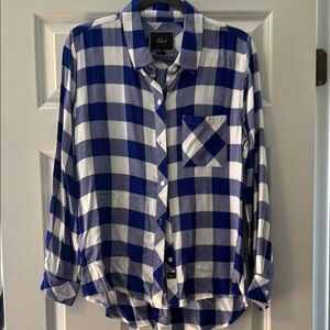 RAILS Blue and White Plaid Button-Up Shirt